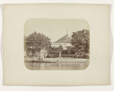 EU: Het Surabaya-hotel (1880), Surabaya, 1880
