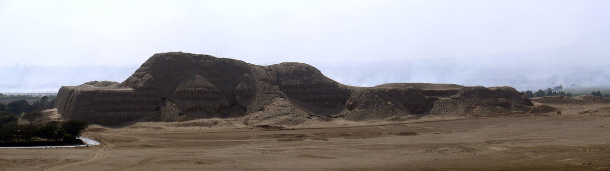 Huaca del Sol - Août, Trujillo, Peru, 2007