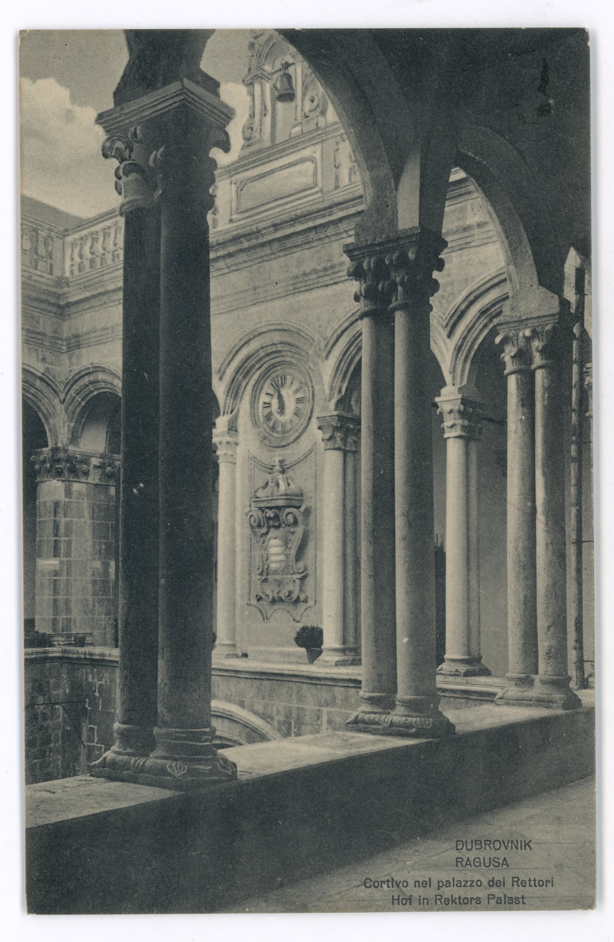 EU: Dubrovnik - atrium of the Rector's Palace (1910), Dubrovnik, Croatia, 1910