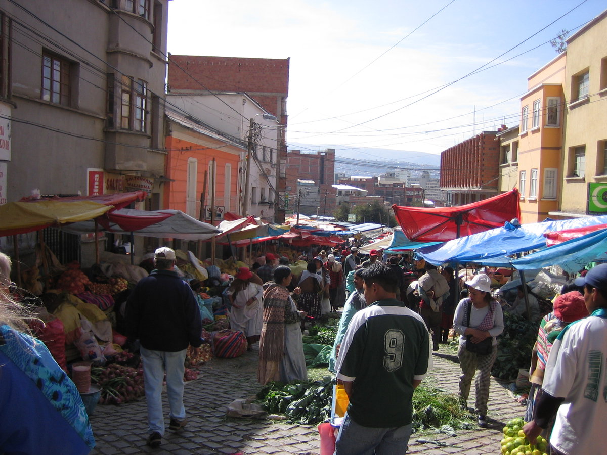 Bolivien - Straßenmarkt in La Paz, La Paz, Bolivia, 2005
