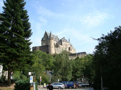 Castelul Vianden, Vianden — photos through time