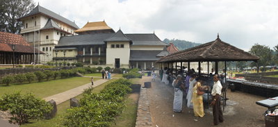 Dalada Maligawa Sri Lanka C, Kandy, 2006