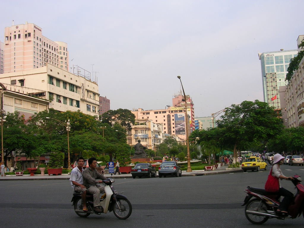 Quang truong Nguyen Hue, Saigon, Ho Chi Minh City, Vietnam, 2005