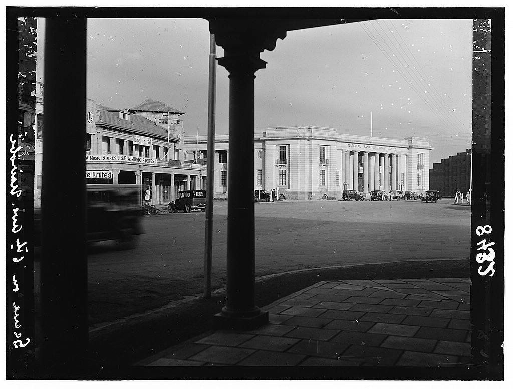 Kenya Colony. Nairobi. Sixth Avenue showing the standard bank of S. Africa LOC, Nairobi, Kenya, 1936