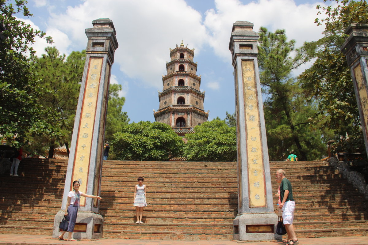 Thien Mu Pagoda, Hue, Hue, Vietnam, 2014