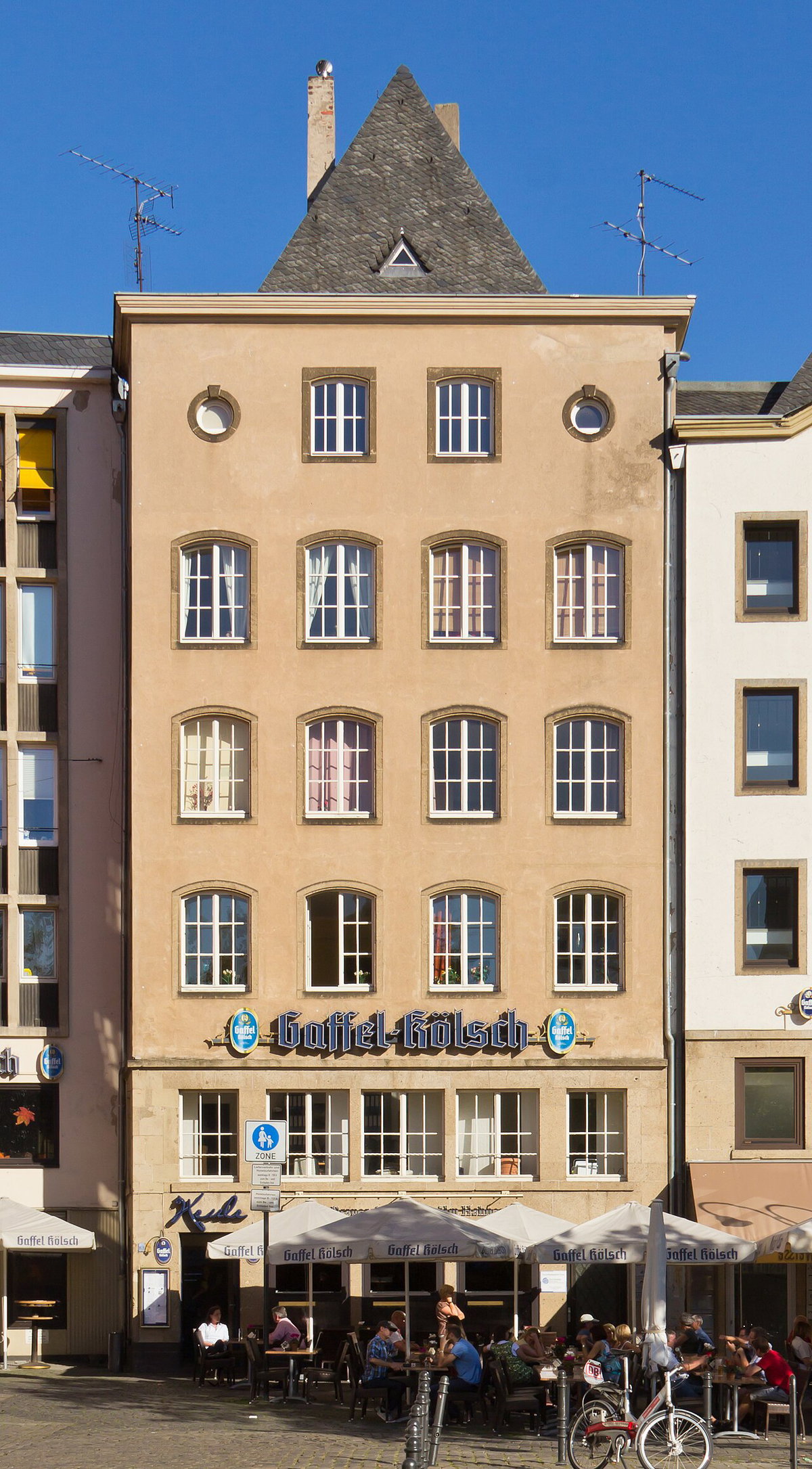 Wohn- und Geschäftshaus Heumarkt, Cologne, Germany, 2011