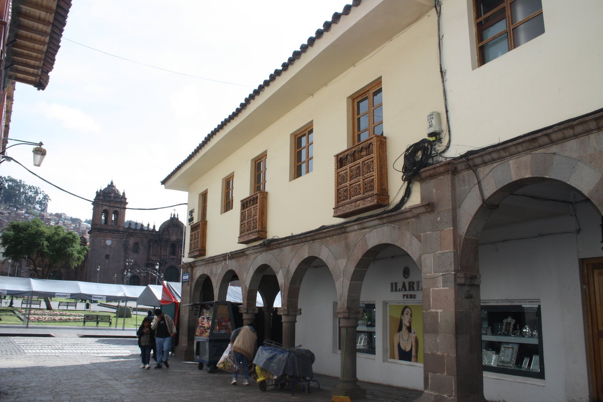 Calle del Medio N° 109, Núcleo Histórico (fachada 2), Cusco, Peru, 2023