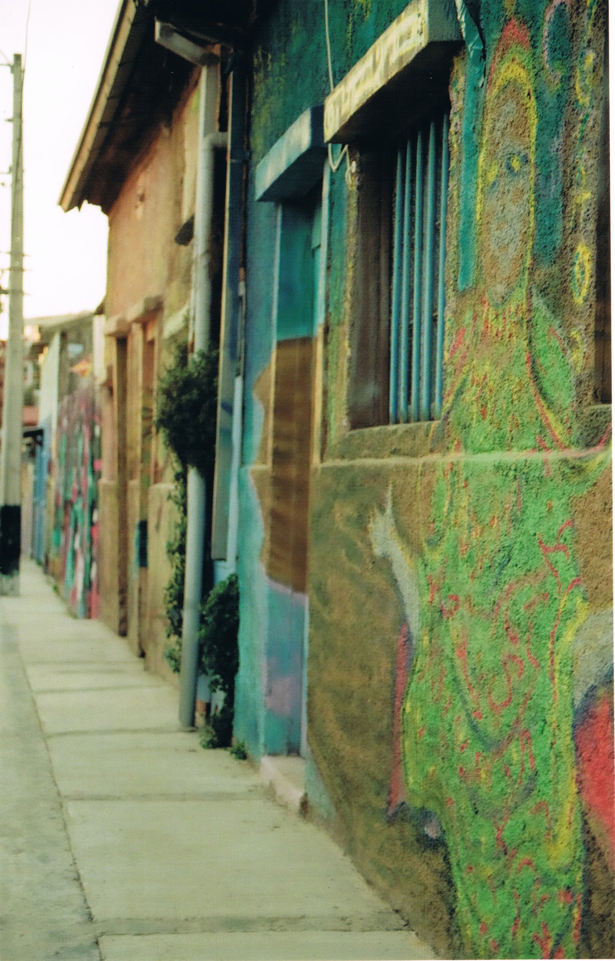 Paint Wall, Valparaíso, Chile, 2015