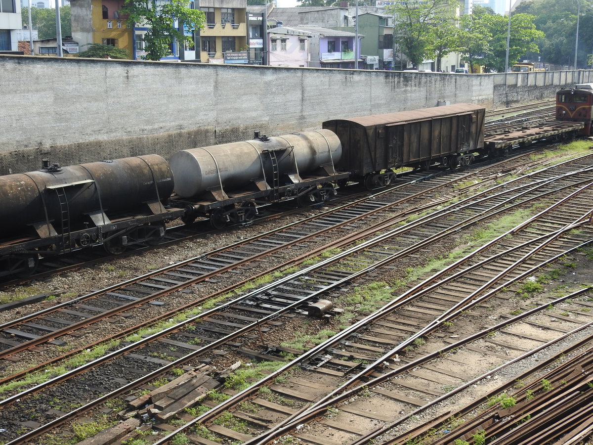 UG-LK Photowalk - Colombo Railways, Colombo, Sri Lanka, 2017