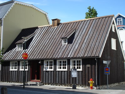 Iceland October, Reykjavik — photos through time