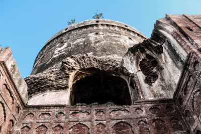 Destruction of Tomb Jahan Khan, Lahore, 2015