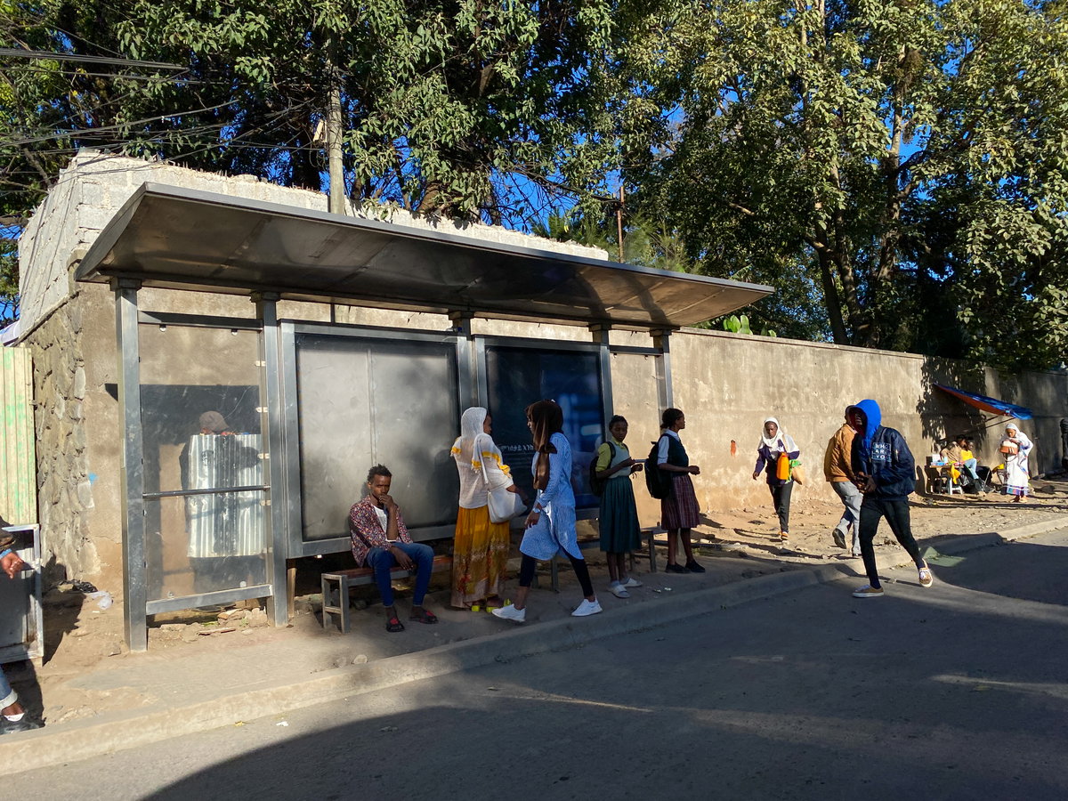 Calles de Adís Abeba - 2022 - 15, Addis Ababa, Ethiopia, 2022