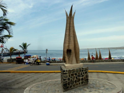 Monumento al Caballito de Totora, Trujillo, 2011