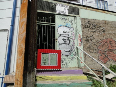 Ascensor Florida-Entrada Calle Carrera, Valparaíso, 2012