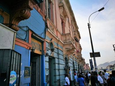 Edificis de la Plaza Dos de Mayo de Lima, Lima, 2017