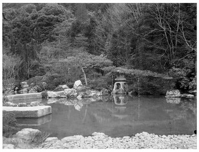 EU: Kyoto. Garden with pond and stone lantern (1913), Kyoto, 1913