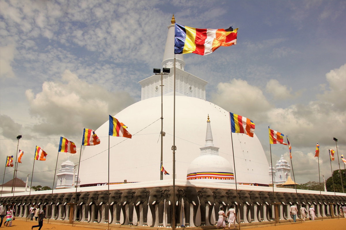 Ruwanwelisaya side view, Anuradhapura, Sri Lanka, 2017
