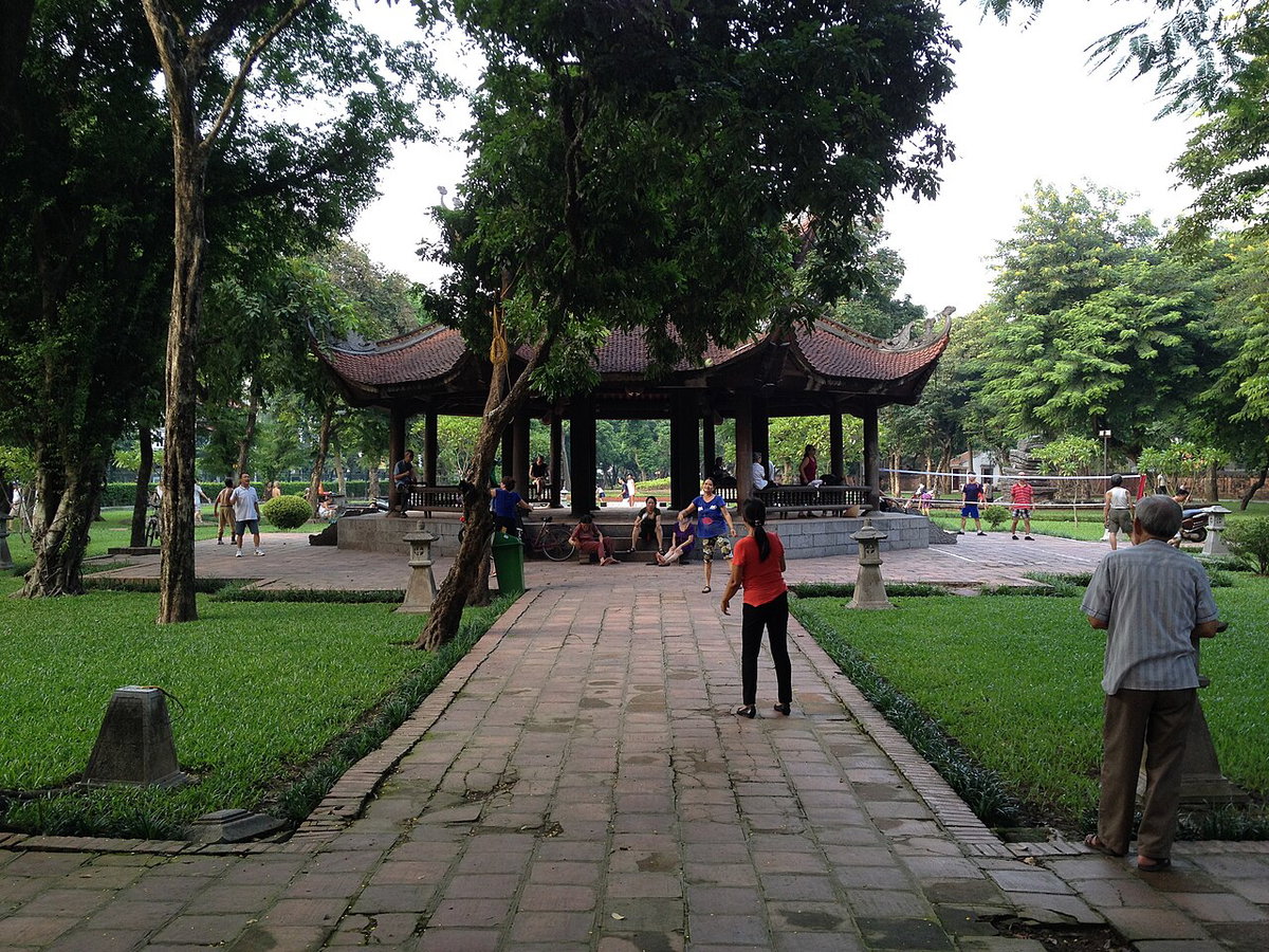 Đài Bát Giác, vườn Giám, Hà Nội 001, Hanoi, Vietnam, 2015