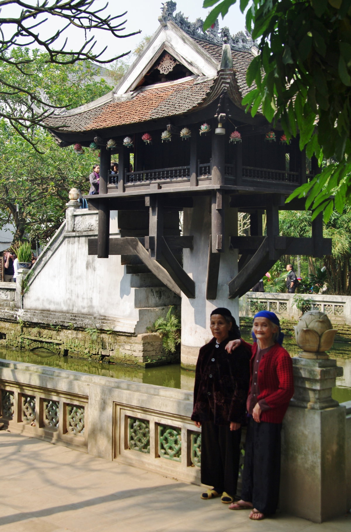 One pilar pagoda (Một Cột Chùa), Hanoi, Vietnam, 2013