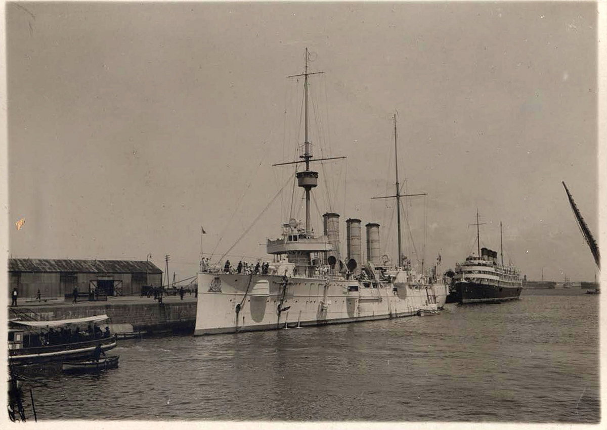 EU: Fylgia i Montevideo (1922), Montevideo, Uruguay, 1922