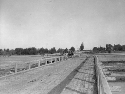 EU: arba-vankkurit puisella sillalla (1906), Tashkent, 1906