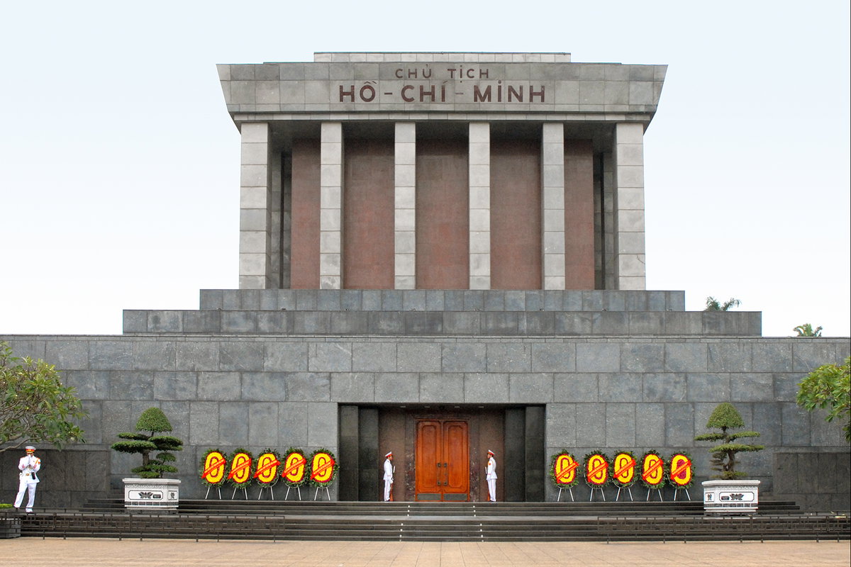 Le mausolée dHô Chi Minh (Hanoi), Hanoi, Vietnam, 2010