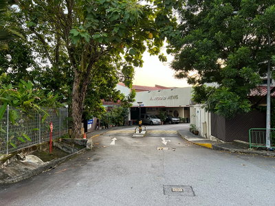 Marigold Mews residential estate, Singapore — photos through time