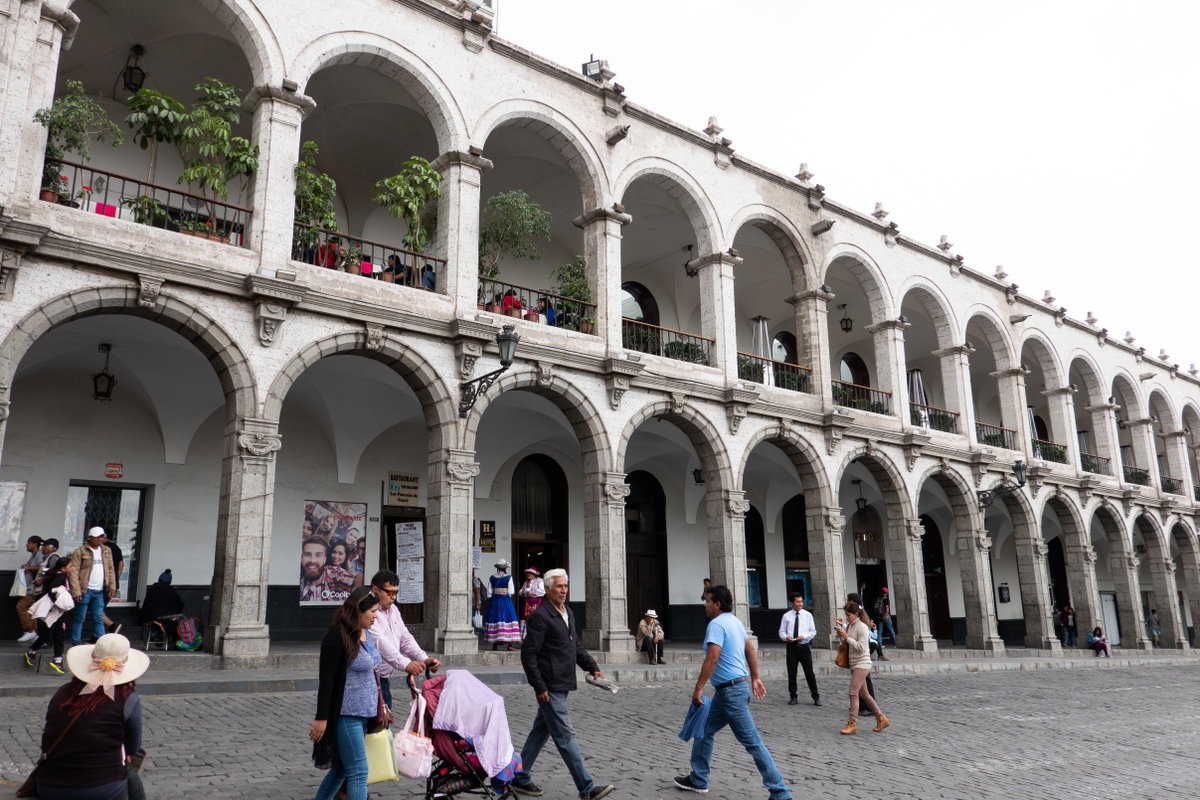 Plaza de Armas-nX-5, Arequipa, Peru, 2019