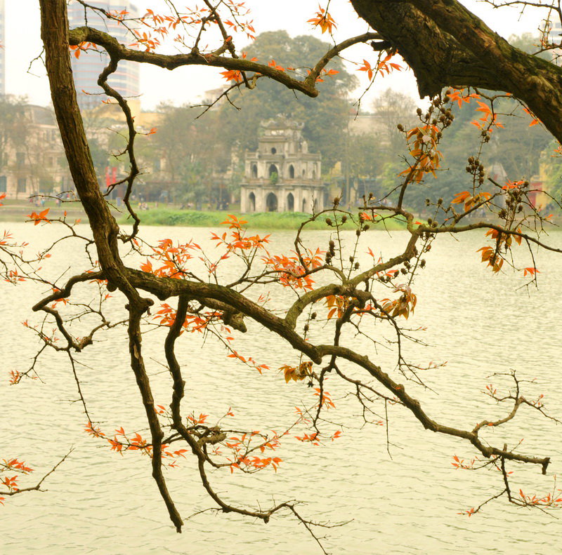 Hồ Gươm muôn đời vẫn thế, Hanoi, Vietnam, 2012