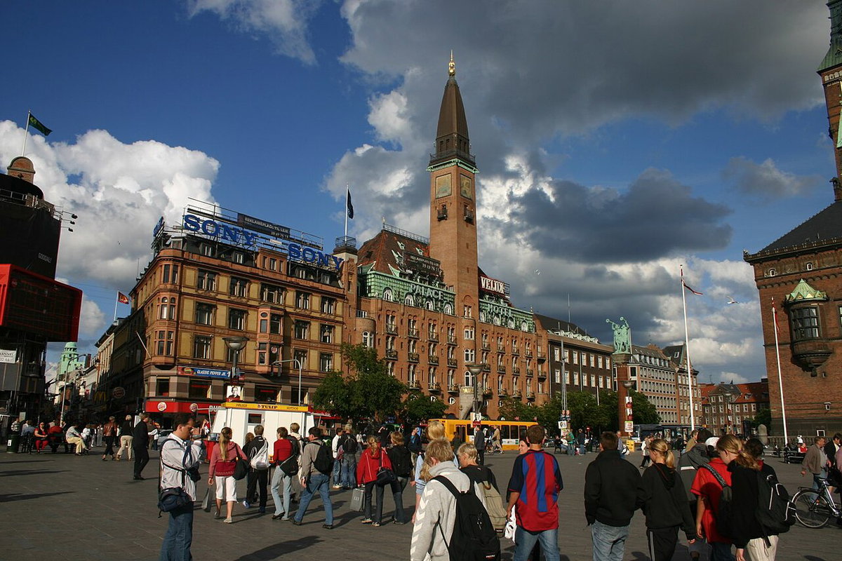 Rådhuspladsen, Copenhague, Copenhagen, Denmark, 2004