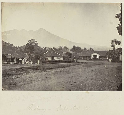 EU: Buitenzorg - Hotel Belle-Vue (1863), Bogor, 1863