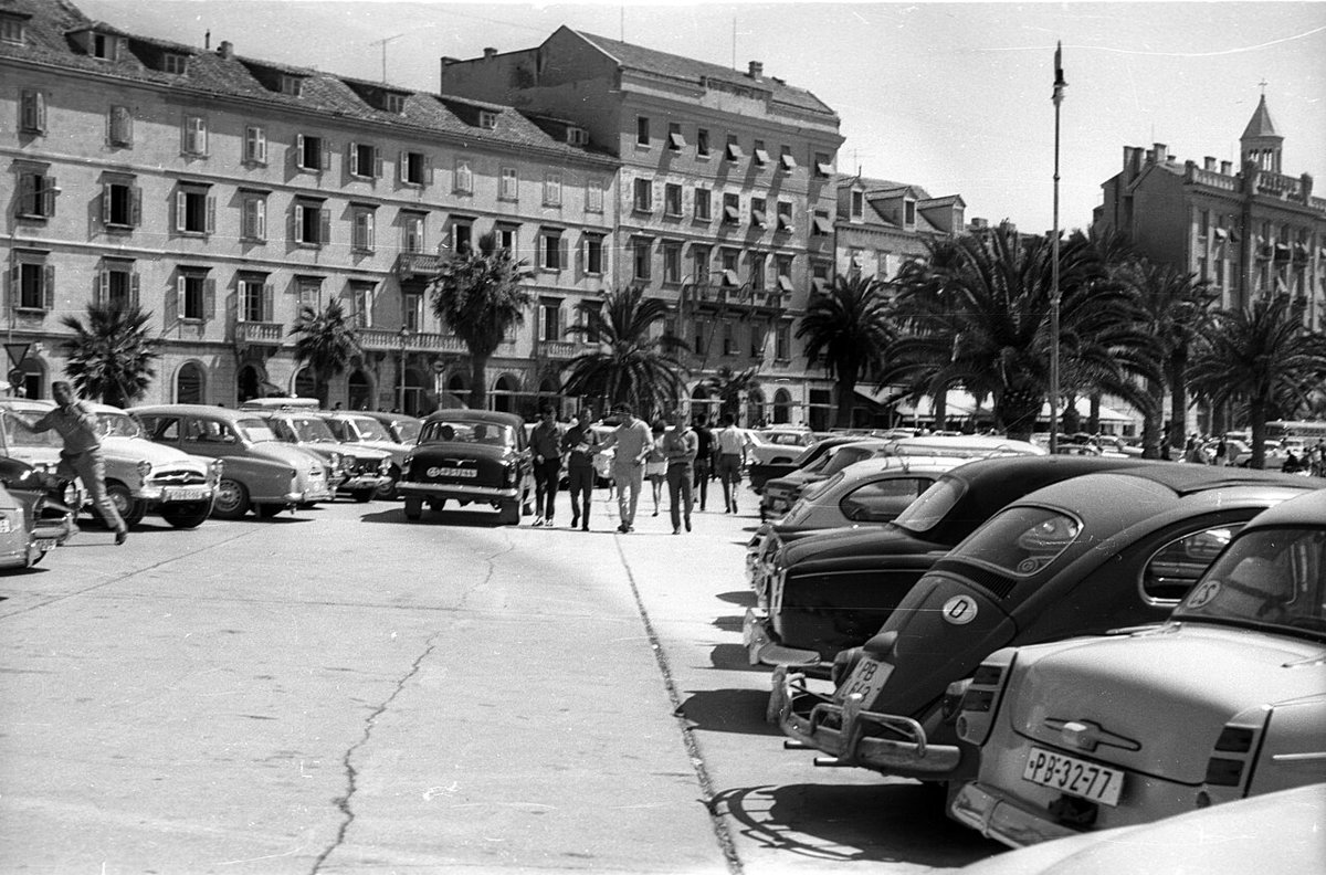 A Riva, Split sétatere (Obala Hrvatskog narodnog preporoda). Fortepan, Split, Croatia, 1963
