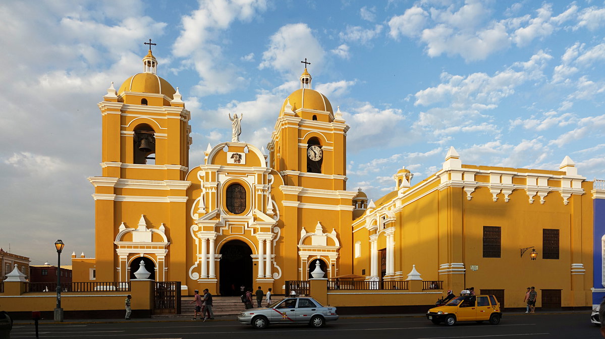 Trujillo catedral, Trujillo, Peru, 2017