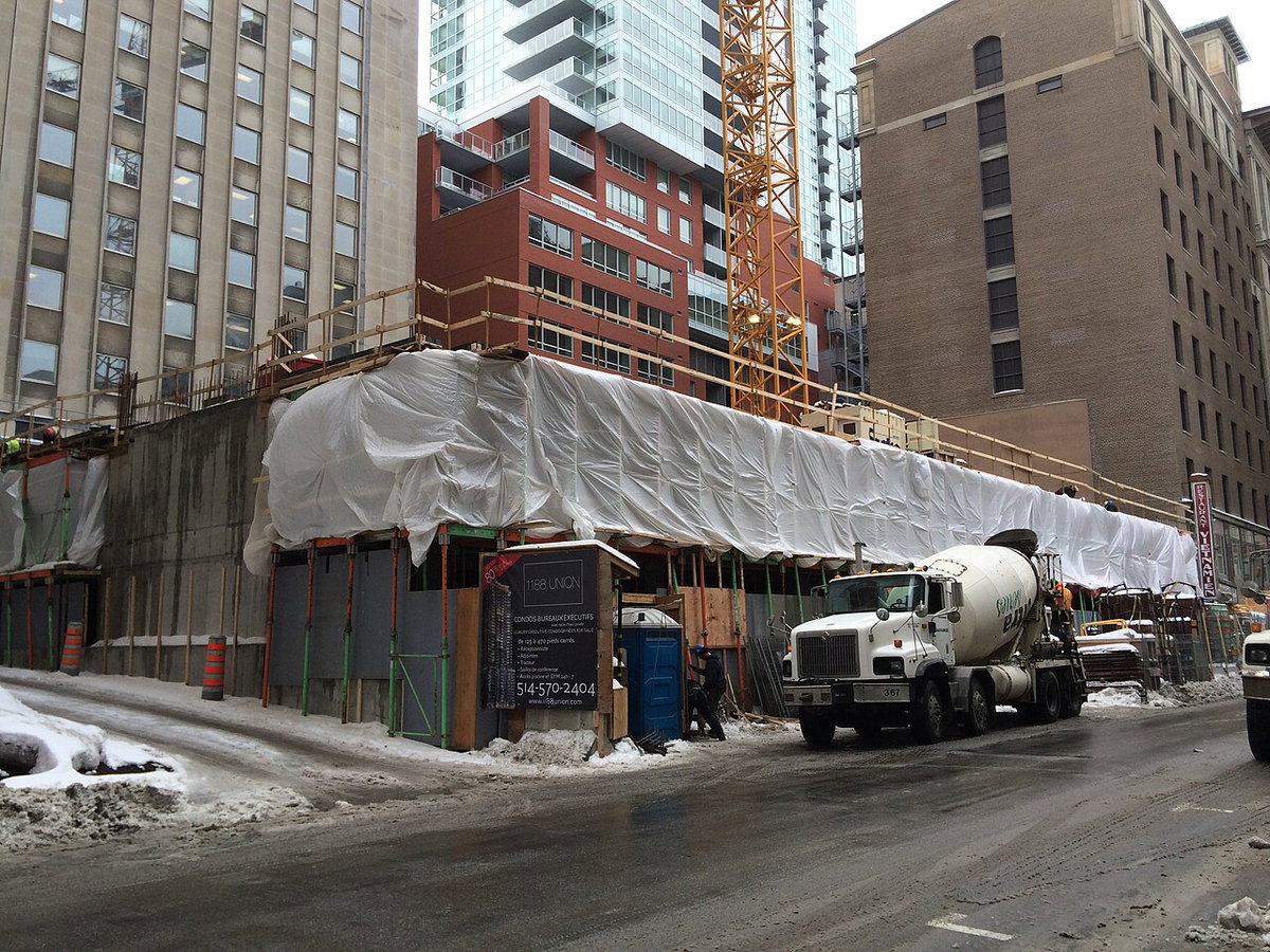 Boulevard René Levesque - travaux (Montreal), Montreal, Canada, 2016