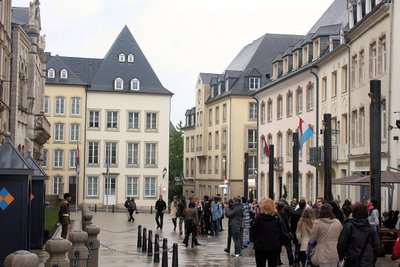 Luxemburg, der Krautmarkt mit der Palastwache, Luxembourg City, 2013