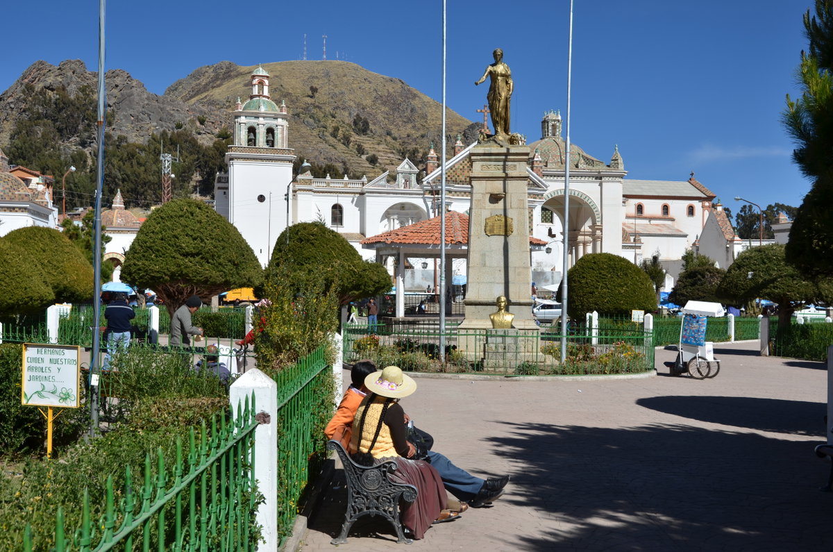 Catedral de Copacabana, Copacabana, Bolivia, 2012