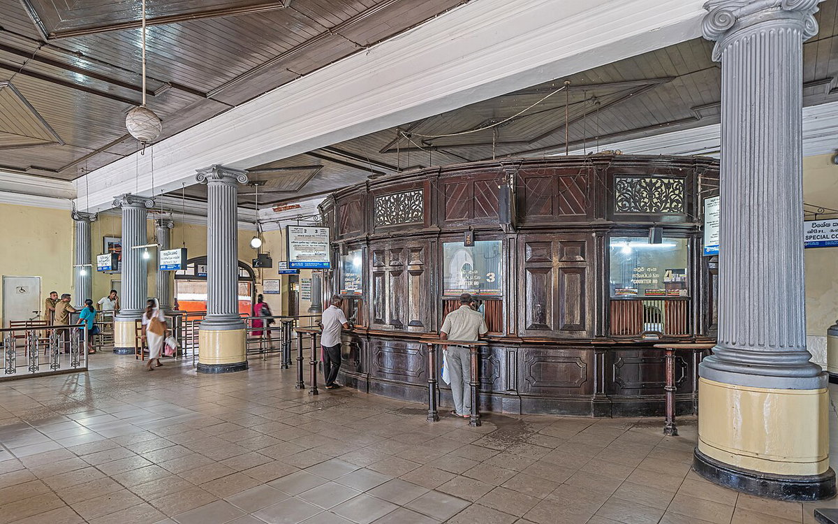SL Colombo Maradana station, Colombo, Sri Lanka, 2020