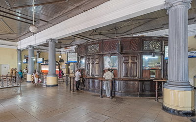 SL Colombo Maradana station, Colombo, 2020
