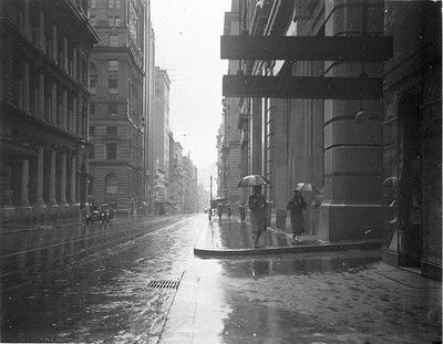 Pitt Street (Sydney) on rainy day, - by Sam Hood, Sydney, 1933