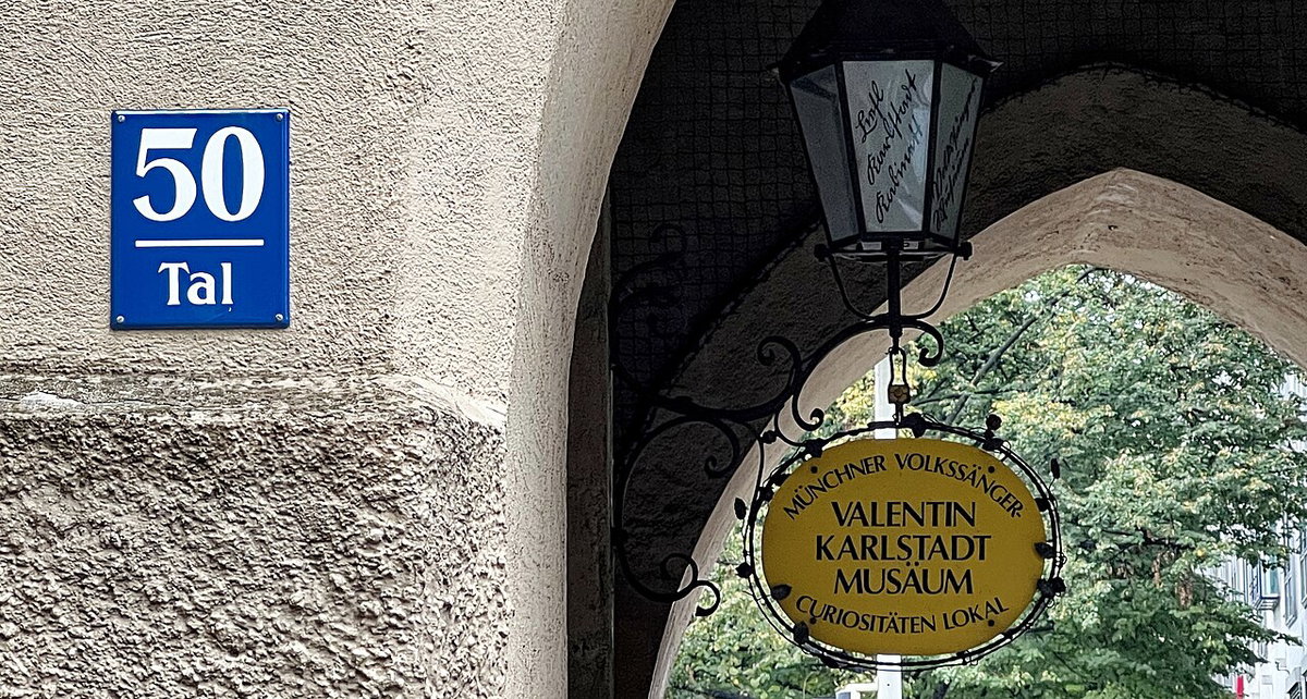 Valentinmuseum am letzten Tag, Munich, Germany, 2024