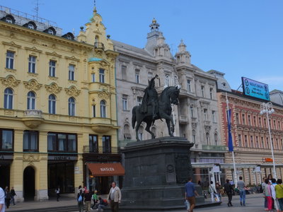 Statue of the Ban Josip Jelacic, Zagreb — photos through time