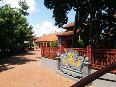 Around West Lake (Ho Tay) 12, Hanoi, 2017