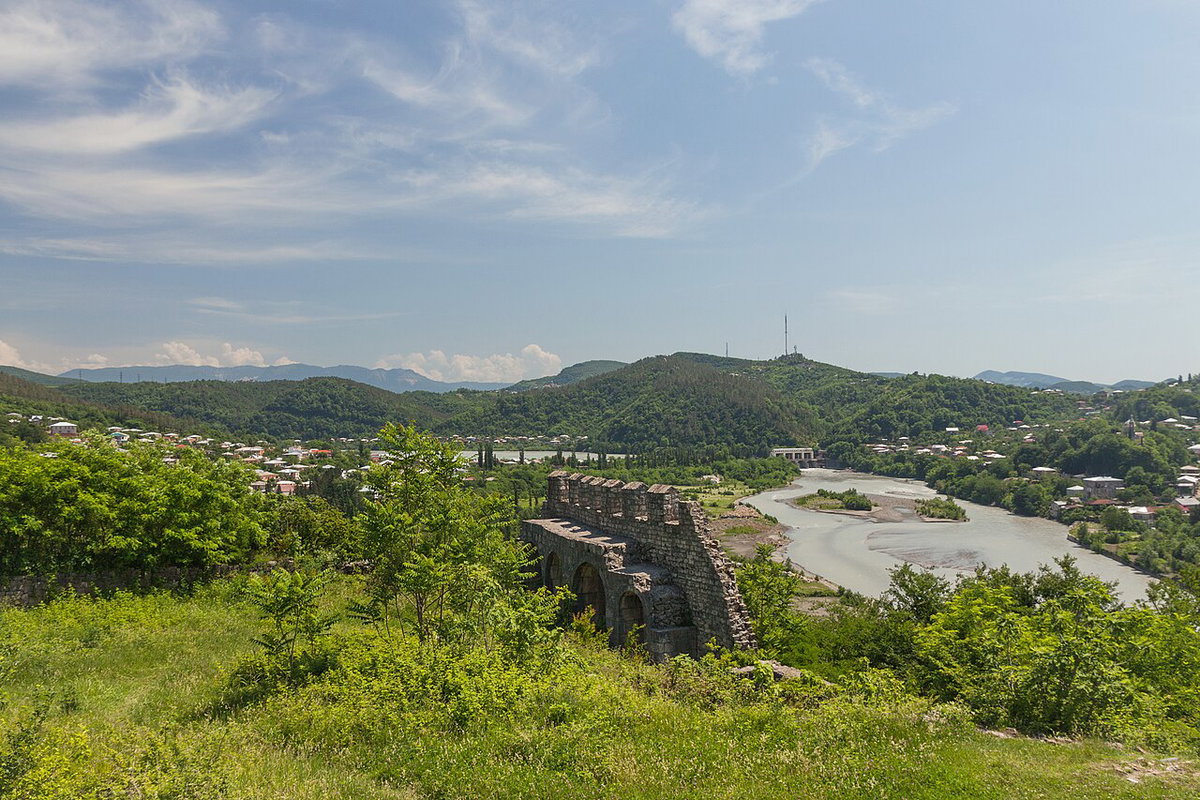 Kutaisi, Widoki z twierdzy Ukimerioni, Kutaisi, Georgia, 2014