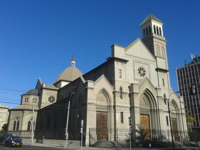 Catedral en plaza victoria 2, Valparaíso, 2013