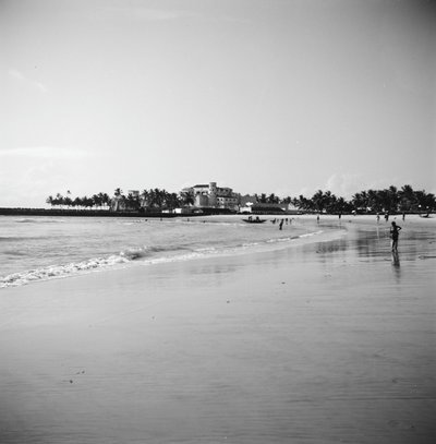 Fort St. George, gezien vanuit het oosten - - RCE, Elmina, 1966