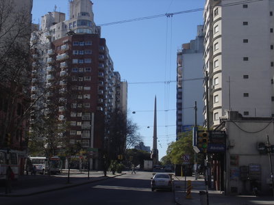 Av. 18 de Julio y el Obelisco (julio 2008), Montevideo, 2005