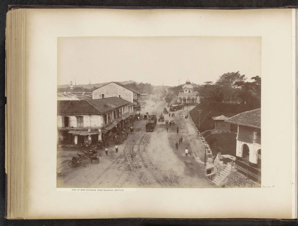 EU: View on main entrance from Boustead Institute (1890), Singapore, Singapore, 1890