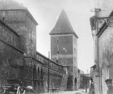 Torun Brama Chelminska od zachodu, Toruń — photos through time