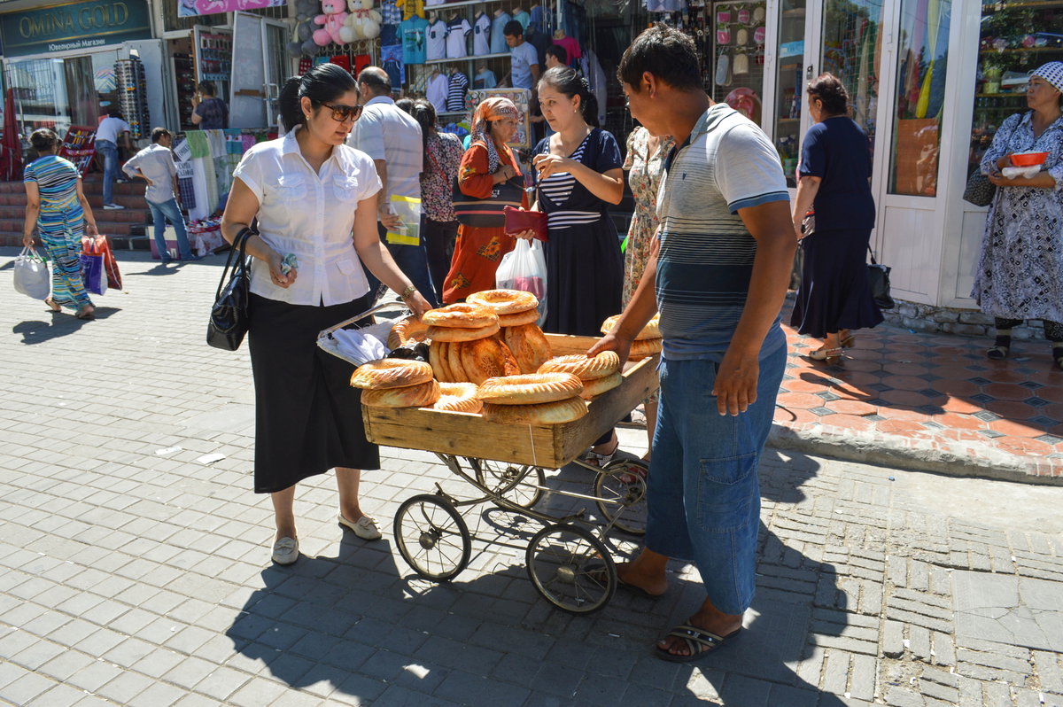 Bread Vendor, Tashkent, Uzbekistan, 2015