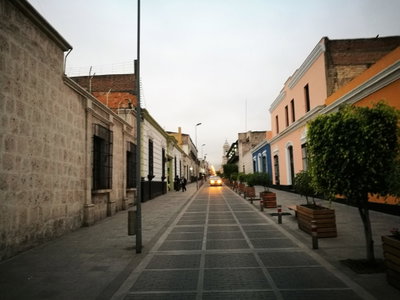 Carrer Sucre d'Arequipa, Arequipa, 2017